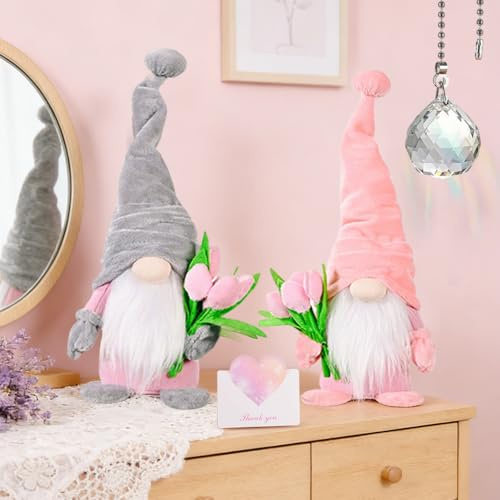 RNPKZ Stehende Niedliche Wichtel mit tulpen Blumensträuße, 2 Stück Frühling Wichtel, Frühlingdeko Wichtel Figuren mit Grußkarten und Kristallornamenten, Geschenke für Frauen Mama Freundin Hochzeitstag