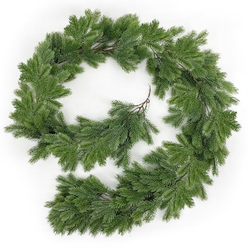 SHEPIN Weihnachtsgirlande 1.8m Girlande Weihnachten Kieferngirlande Tannengirlande Künstlich wie echt, Grüne Kiefer Eukalyptus Rote Beeren Girlande Tannengrün, Christmas Garland Treppen (Grün)