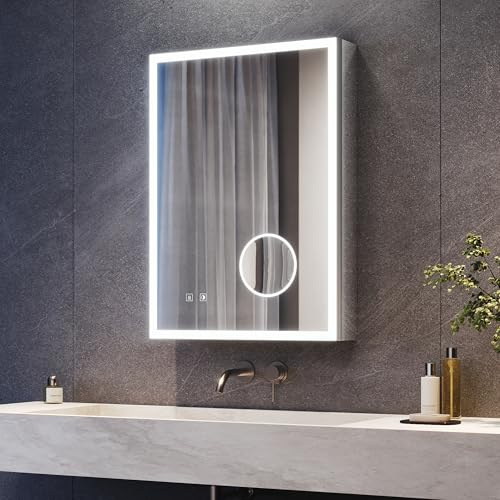 SONNI Spegelskåp badrum med belysning och uttag 70 x 50 cm, aluminiumspegelskåp med touch-brytare, 3 ljusfärger defogging 3x förstoringsspegel + minnesfunktion