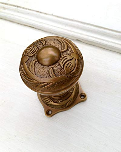 Antikas - Türknauf mit Jugendstil Lilien, wie antik, Messing, Rosetten-Knauf, feststehend