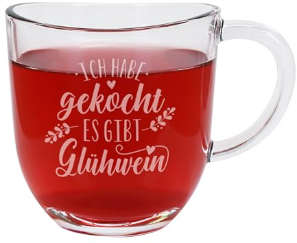 Herz & Heim® Glastasse für Glühwein mit Gravur – Witziger Spruch – Leonardo Teetasse aus Glas – Spülmaschinengeeignet – Lustiges Geschenk zu Weihnachten für Glühweinliebhaber