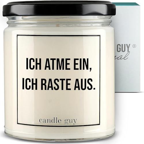 candle guy Duftkerze im Glas [Brennzeit 70h] - Duft-Kerze handgemacht mit Spruch | Freches Geschenk für Frauen, Freundin, Geburtstag | 100% Sojawachs, schöne natürliche Düfte mit ätherischem Öl