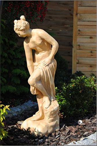 Cadekor. Gartenfigur Celia, Frau im Bad