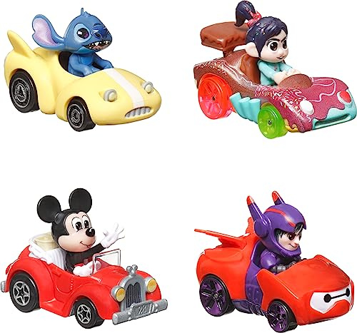 Hot Wheels RacerVerse, set med 4 formgjutna Disney-leksaksbilar som är optimerade för Hot Wheels-banor med populära Disney-figurer som förare, HKD31