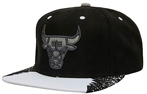 Mitchell & Ness Chicago Bulls Black White Day 5 Snapback Cap Kappe Basecap