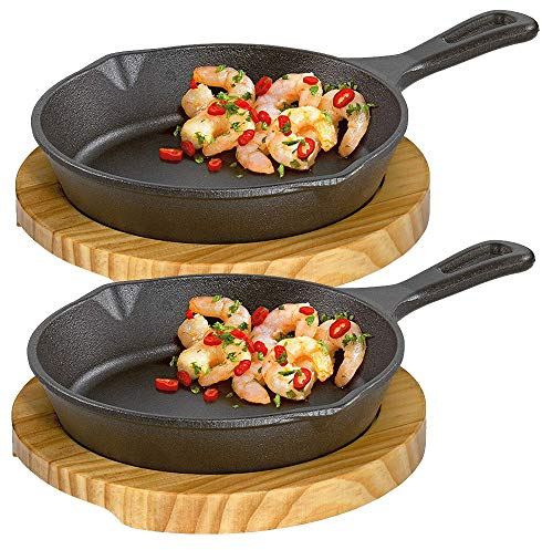 Culinaris Küchenprofi - Gusseisen BBQ Grillpfanne Servierpfanne mit Holzbrett (Servierpfanne rund, 2 Stück)