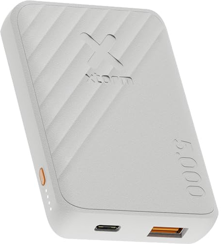 Xtorm power bank, 20.000mAh, 15W, porte USB-C e USB-A, fast charge, bianco | Adatto per Smartphone, tablet, auricolari e dispositivi compatibili, compatta, funzione pass-through, plastica 100% riciclata