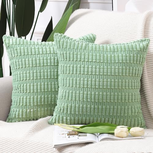 Madizz 2er Set Boho Gestreifte Kissenbezüge Weicher Kordsamt Dekorativer Kissenbezug für Sofa Schlafzimmer Kissenhülle Grün 30 x 30 cm