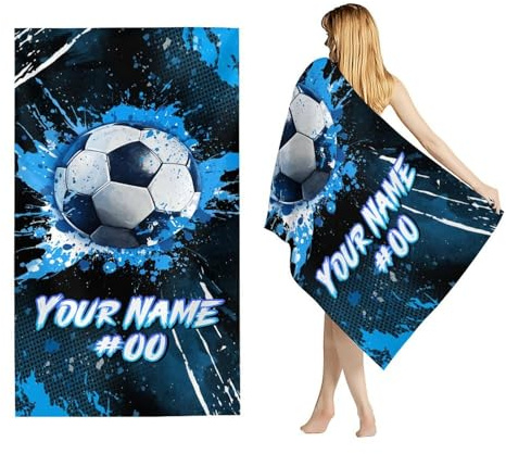 GiftRomance Personalisierte Strandtücher 80x160 cm – Schnelltrocknendes Fußball Handtuch mit Namen & Nummer – Kinder Badetuch Sandabweisend für Urlaub, Pool & Sport – Geschenk für Jungen & Mädchen