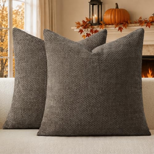 a moment Kissenbezug 50x50 Dunkelbraun Chenille 2er Set Weiche Kissenbezüge | Zierkissenbezug Sofakissen Dekokissen Deko Waschbar Flauschig Dekorative Kissenhülle für Sofa Wohnzimmer Schlafzimmer