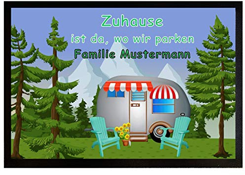 Druckerino Personalisierte Fußmatte mit Namen - Zuhause ist da, wo wir parken! | 50x35 cm waschbar | Camping Zubehör für Wohnwagen | Geschenkidee für Camper zu Weihnachten