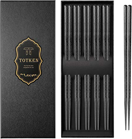TOTKEN Essstäbchen, 5 Paar Wiederverwendbare Schwarze spülmaschinenfeste, rutschfeste Essstäbchen mit Geschenkbox (Rakete)