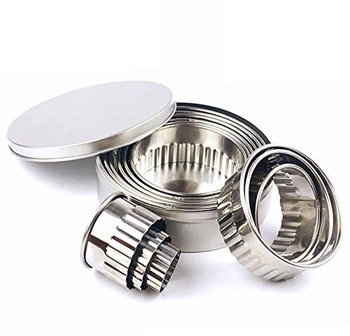 12 Pieces Stainless Steel Fluted Edge Round Cookie Biscuit Cutter Set