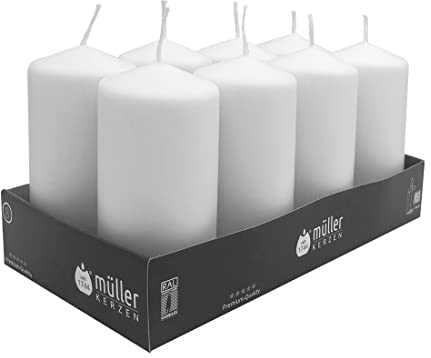 Müller Stumpenkerzen - Weiß - Set mit 8 Blockkerzen - 57 x 120 mm - 32 Stunden Brenndauer - Ohne Duft - Kerzen für Haushalt, Feiern und Gastronomie