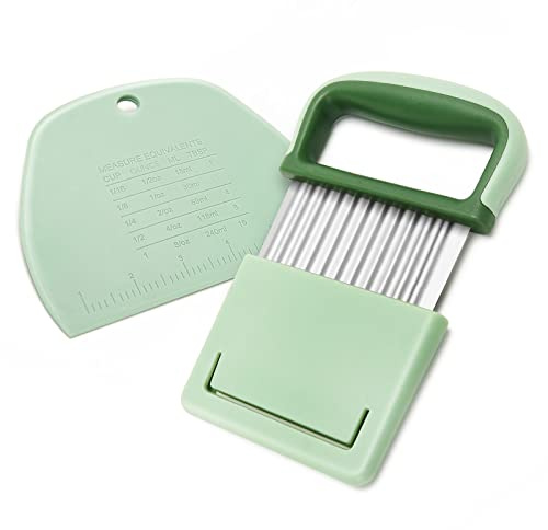 COLGRE Vegetable Chopper - Stainless Steel Blade Crinkle Cutter/Wavy Knife Veggies French Fry Slicer and Plastic Dough/Cake Scraper,2 piece (Green)