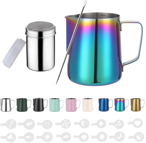 Zuquik Bricco Latte in Acciaio Inox, 600ml, Barista con Misurazione Mark 12oz, Bricco per Latte con Spargitore per Cacao, 16 Stencil e Penna per Cappuccino e Espresso,Colorato