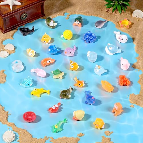 XREE Lot de 50 mini figurines océan miniatures en résine - Petites figurines d'animaux pour aquariums, bassins, jardins de fées, paysages miniatures