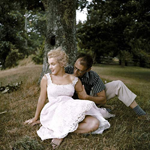 Poster Poster Marilyn Monroe und Arthur Miller Hochzeitsfoto 1956