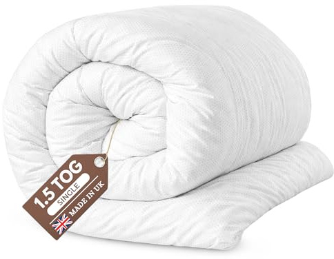 Quality Beddings Single Duvet 1.5 Tog | Breathable Cool Summer Duvets for Hot Nights | Anti-allergy Duvet with Hollowfibre Filling | Hypoallergenic Made in UK Single Quilt (135x200cm)