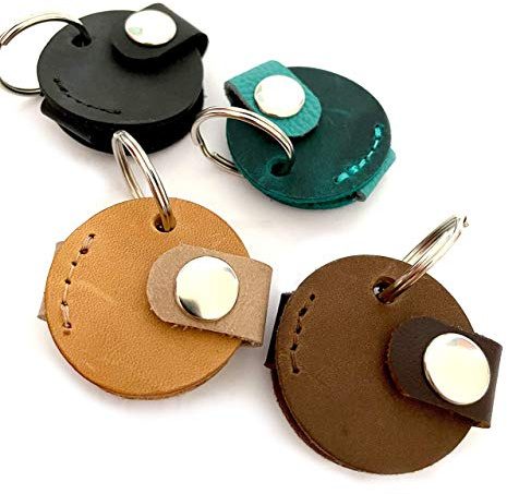 Monti Halsbandtasche aus Leder für Hunde - Hundemarke, Steuermarke, Tassomarke mit Schlüsselring | Handmade by Manufactica®