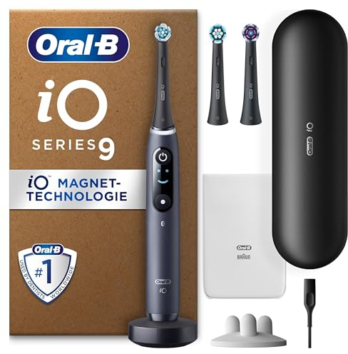 Oral-B Spazzolino Elettrico Ricaricabile iO 9 Nero, 1 Spazzolino Elettrico Oral B, 3 Testine Di Ricambio, Custodia Da Viaggio con caricatore, Pulizia Denti Efficace