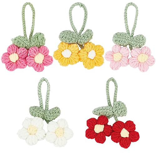 FINGERINSPIRE Lot de 5 fleurs au crochet tricotées avec cordon de serrage à 5 pétales avec feuille réglable, pendentif en fil de coton, décoration de voiture, porte-clés, miroir