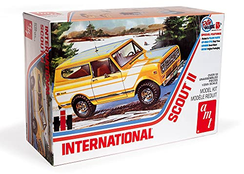 AMT 1977 International Harvester Scout II Plastic Kit