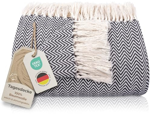 Gräfenstayn Premium Tagesdecke mit Fransen - 100% Baumwolle - 180 x 240 cm - Fischgrätenmuster Sommerdecke - Baumwolldecke als Bett-Überwurf, Couch-Überwurf, Sofa-Decke (Anthrazit)