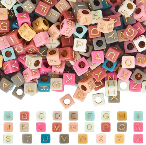 SOFPLATE 1400 Stück Goldene Buchstabenperlen Würfel Alphabet Perlen 6x6mm Acryl Quadratisch 3.5mm Loch AZ Buchstaben Lose Bastelperlen Zum Auffädeln von Freundschaftsarmbändern Schmuckherstellung Hal