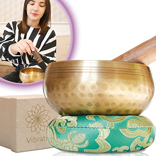 VIBRATIS Klangschale – Handgefertigte tibetische Klangschale aus Nepal – Perfekt für Meditation, Entspannung & Dekoration – Inkl. Kissen, Holzschlegel & Lokta-Geschenkbox