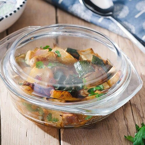 Glass 2.5L Round Casserole Dish with Lid – Multi-Purpose, Heat-Resistant Bakeware – Oven, Microwave, Freezer & Dishwasher Safe – Durable Transparent Glass Dish for Cooking, Baking, Reheating & Serving
