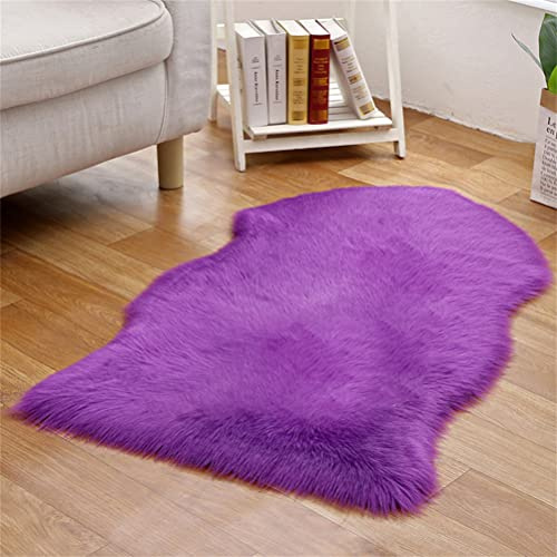 Tomifine Faux Lammfell Teppich, Kunstfell Dekofell Teppich Flauschiger Schaffell Bettvorleger für Schlafzimmer Bett oder Wohnzimmer Sofa Matte (60x100 cm,Lila 2)