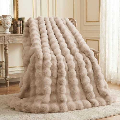 L'AGRATY Faux Rabbit Fur Throw Blanket for Couch, 50'' x 60'', Light Linen