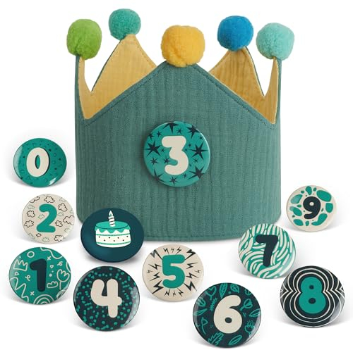 Juicy Bumbles Baby-Geburtstagskrone für Kinder, wendbare Geburtstagskronen für Kinder, mit Zahlenabzeichen, Partyhut aus Musselin-Baumwolle, Gelb & Grün