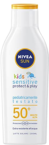 Nivea SUN Kids Sensitive Protect & Play FP50+ in 200 ml Flasche, Sonnenschutz ohne Duft, Babycreme für empfindliche Haut