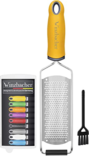 Winzbacher Rallador premium para parmesano, rallador de limón, nuez moscada, rallador de jengibre, etc. Cuchilla de afeitar de acero inoxidable, apta para lavavajillas, incluye escobilla y cepillo