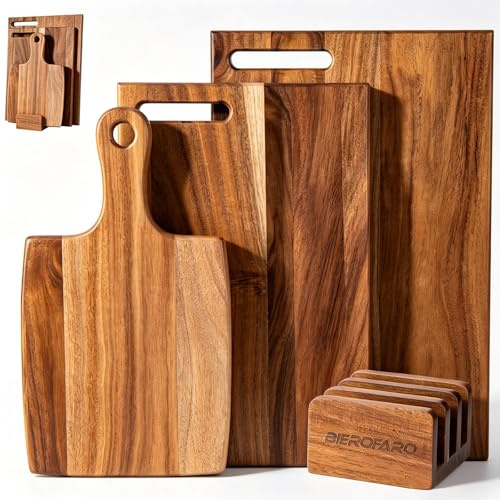 Acacia Wood Cutting Board Set of 3 with Stand – Kitchen & Charcuterie Serving Boards, Multi-Size Wooden Chopping Boards for Meat, Veggies & Fruit, Easy Clean & Space-Saving Display