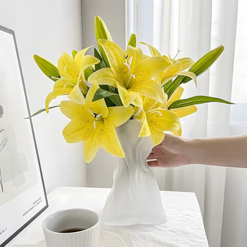 MUSHUI 21 Köpfe Künstliches Lilien-Set mit 14 Blüten + 7 Knospen, Kurzem Stiel, Gefälschte Blumen für Büro/Hochzeit/Wohnraumdekor/Feiern/Blumenarrangements/Strauß-Basteln/Grabdekoration, Gelb