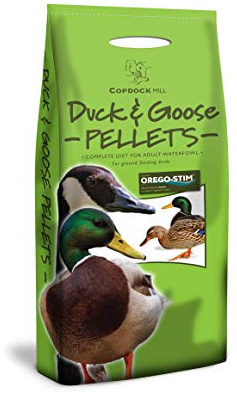 Copdock Mill Duck & Goose Pellets A Complete Diet for Adult Waterfowl Ideal for Ground Feeding Supports Digestive Health Containing Natural Oregano Oil Non-Floating Pellets (5kg)