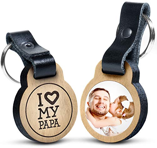 schenkYOU Premium „I love my Papa“ - Foto-Schlüsselanhänger aus Eichenholz mit Gravur und kratzbeständigem Foto in Farbe - personalisierte Geschenkidee zu für Muttertag
