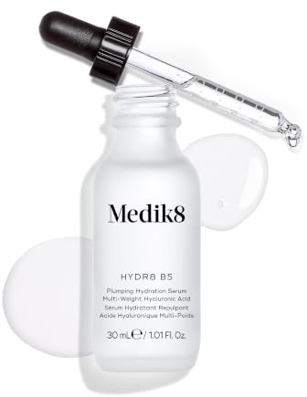 Medik8 Hydr8 B5, Flüssiges Rehydrations-Serum mit Hyaluronsäure - 30 ml | Flüssiges Rehydrierungs-Serum: Spendet Feuchtigkeit, glättet und polstert die Haut auf; für normale bis empfindliche Haut
