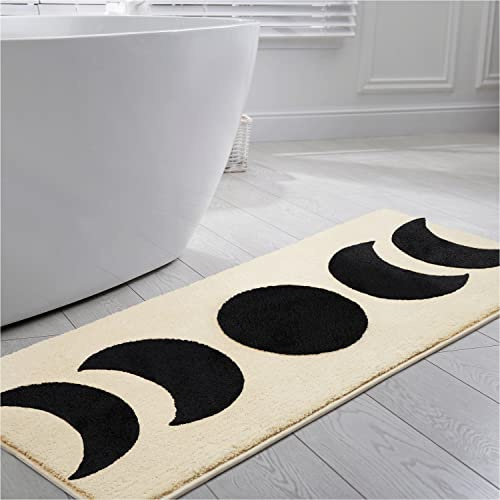 Decozion Boho Moon Badematte, 133,3 x 52,1 cm, Hexen-Design, rutschfest, wasserabsorbierend, Halbmond-Badezimmerteppich, Schwarz