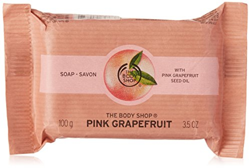 The Body Shop: Geschenkset, Strawberry / Mango / Wild Arganöl / Kokosnuss / Shea / Moringa, mit Tasche, Peeling und Bodylotion, Geschenkset zum Geburtstag, Weihnachten, Ostern, Hochzeitstag, Junggeselinnenabschied, Eid Mubarak, Diwali oder Rosh Hashana
