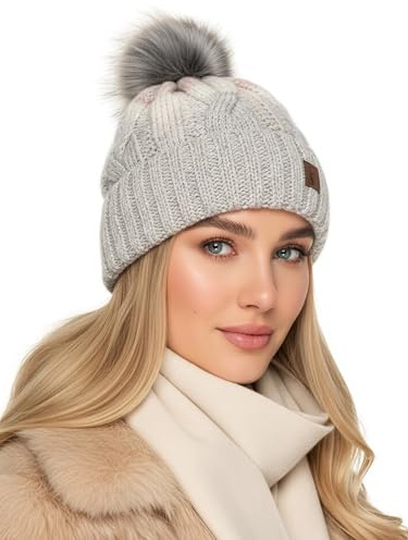 Baesics Bommelmütze Damen Herren - Wintermütze Kunstfell Bommel warm | Mit flauschigem Pompon und weichem Fleecefutter, Größe ca. 54-58 cm, Strick aus der EU. Warm für Herbst, Winter und als