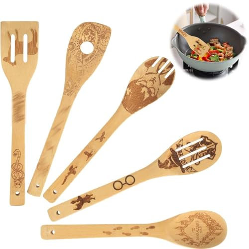 PYAIOVR 5 Pièces Magic Harry Cuillères en bois Cadeaux pour cuisiner, Ensemble d’accessoires d’ustensiles de cuisine gravés frais, pour la fête des mères Mariage Cuisson Noël