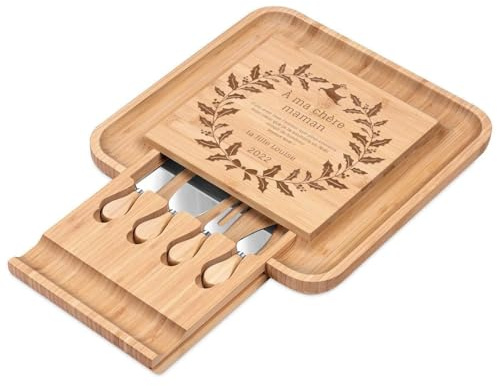 MAVERTON Planche à Fromage avec Gravure, pour Femme | Set de 4 Accessoires à Fromage, Plateau en Bois pour Homme, 34x34cm, Cadeau de Noël, pour Proches, Houx
