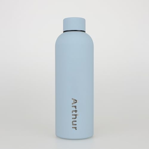 cribstar Borraccia termica personalizzabile, 550 ml, in acciaio inox per uso alimentare, perfetta per scuola, viaggi, ufficio, palestra ovunque, con piccolo nome, incisione laser (blu polvere)
