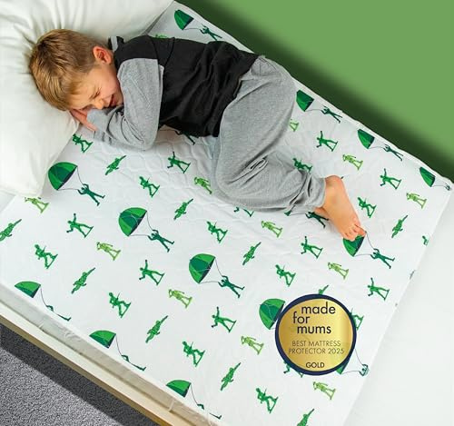 Bedwetz Potty Training Bed Pads | 2 Pack | 100% Waterproof Mattress Protector | Bedwetting Sheets, size fits Single & Toddler Beds | Non Slip Mat with Side Wing Tucks | UK Brand | Soldier