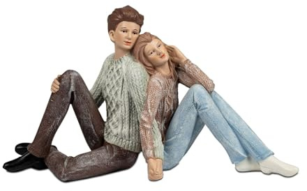 formano Dekofigur Paar sitzend handbemalt Moderne Wohnraum Deko Figur 34 x 19 cm - Mann Frau Skulptur bunt aus Polyresin - stilvolle Liebesfigur für Regal, Sideboard & Geschenkidee