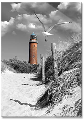 Pixxprint Glasbild, Wandbild aus Echtglas, Leuchtturm mit Möwe an Strandweg, 60x80 cm, inkl. Aufhängung und Abstandshalter